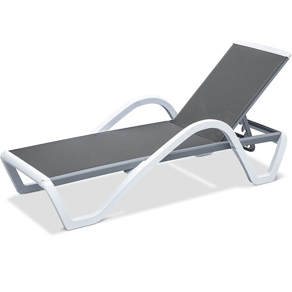 Aluminum Chaise Lounge with Arm
